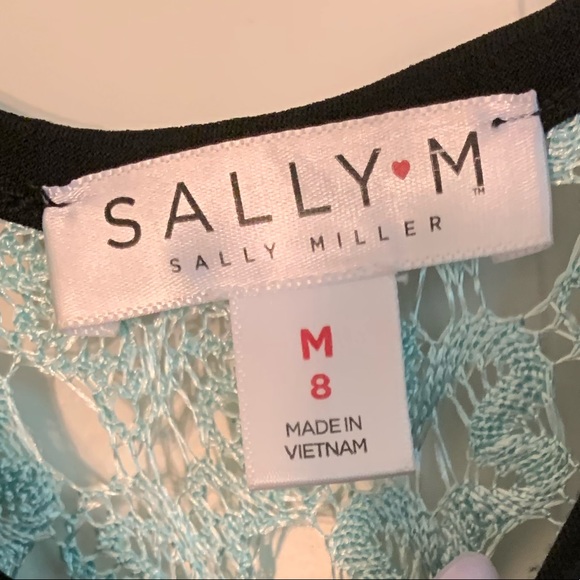 Girls nice formal dress - Picture 3 of 3